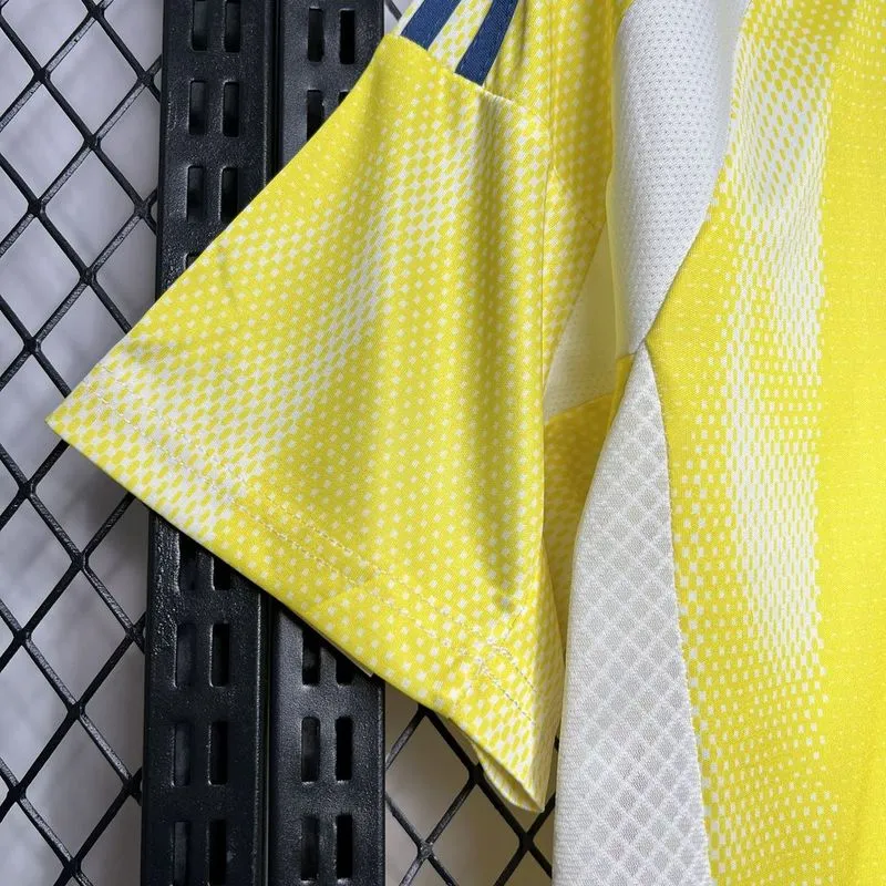 24-25 Juventus Away Replica Jersey - Image 7