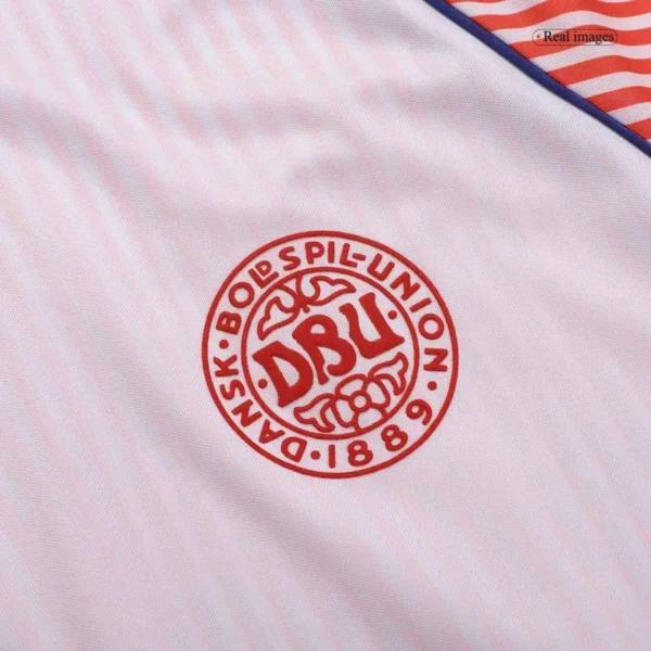 Denmark 1986 Retro Jersey Away - Image 3